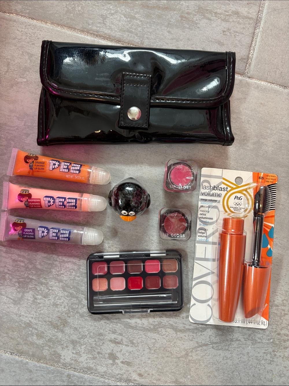 New Make Up mascara lip glosses & brushes lot
